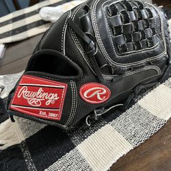 Baseball Gloves 
