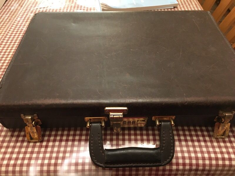 Vintage Atlas Leather briefcase. Leather recently conditioned. Lock repaired