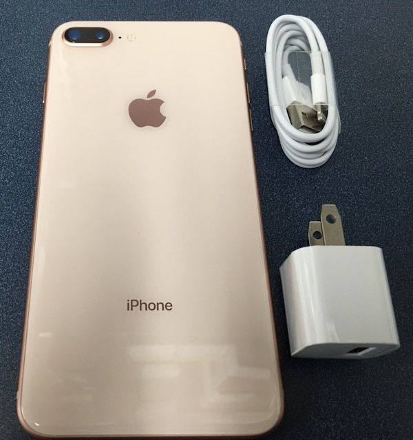 iPhone 8 Plus 256 GB Unlocked - Zero Scratch with Gucci case!