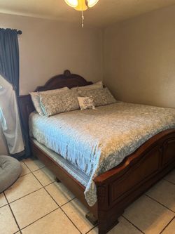 King / Cali King bedroom set