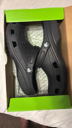 Black crocs