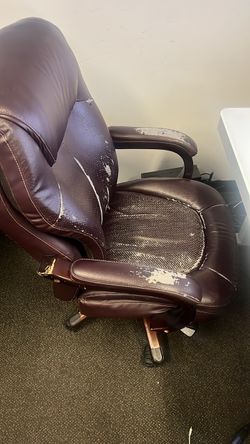 LAZ BOY LEATHER OFFICE CHAIR
