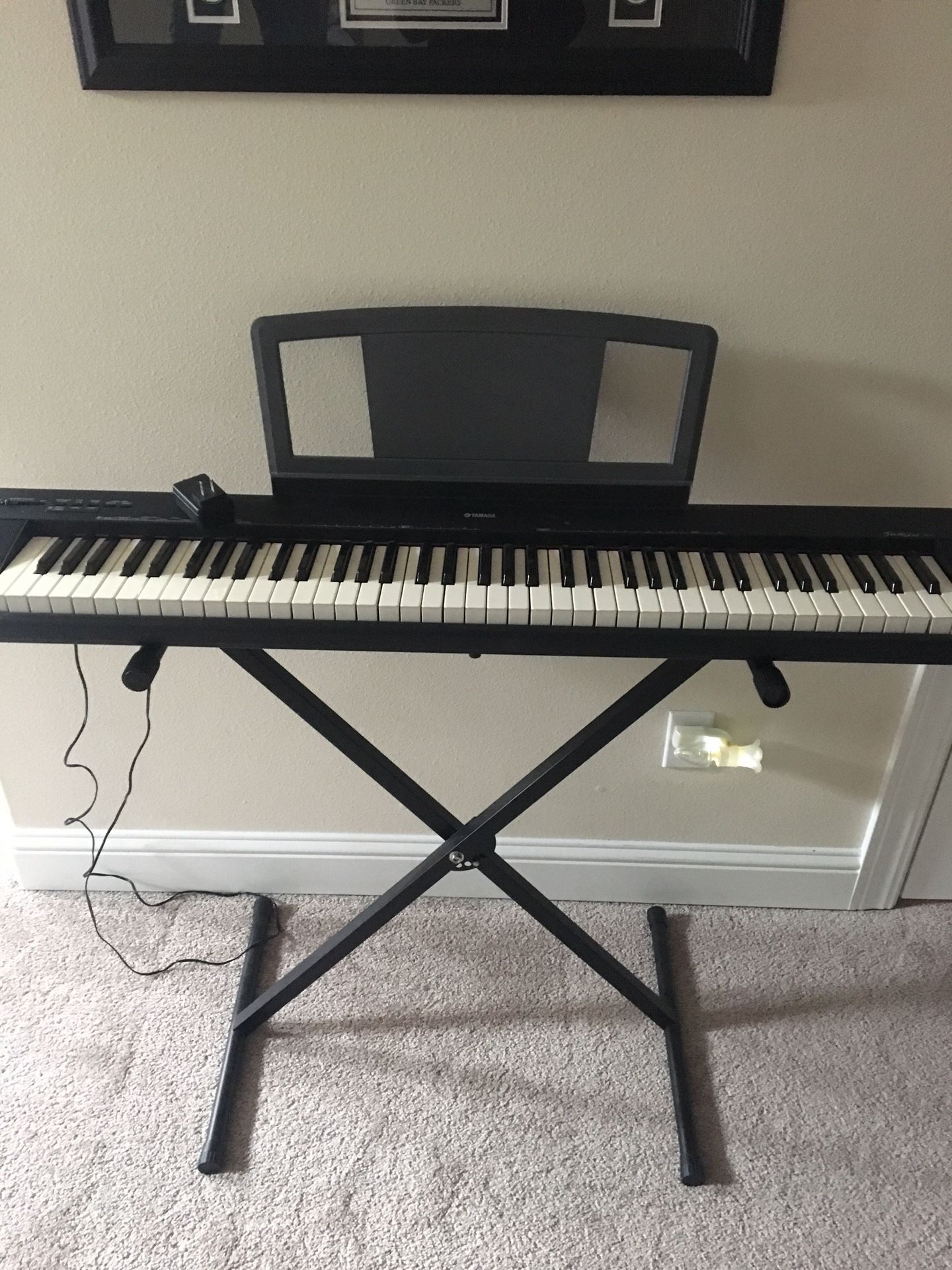 Yamaha NP-30/YNP-25 Digital Keyboard with Casio Stand