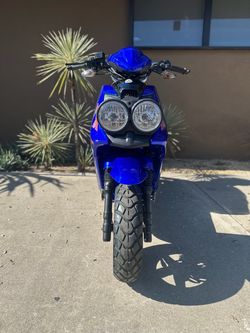 Roketa ares 200