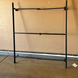 Adjusting Queen/ Full Bed Frame 