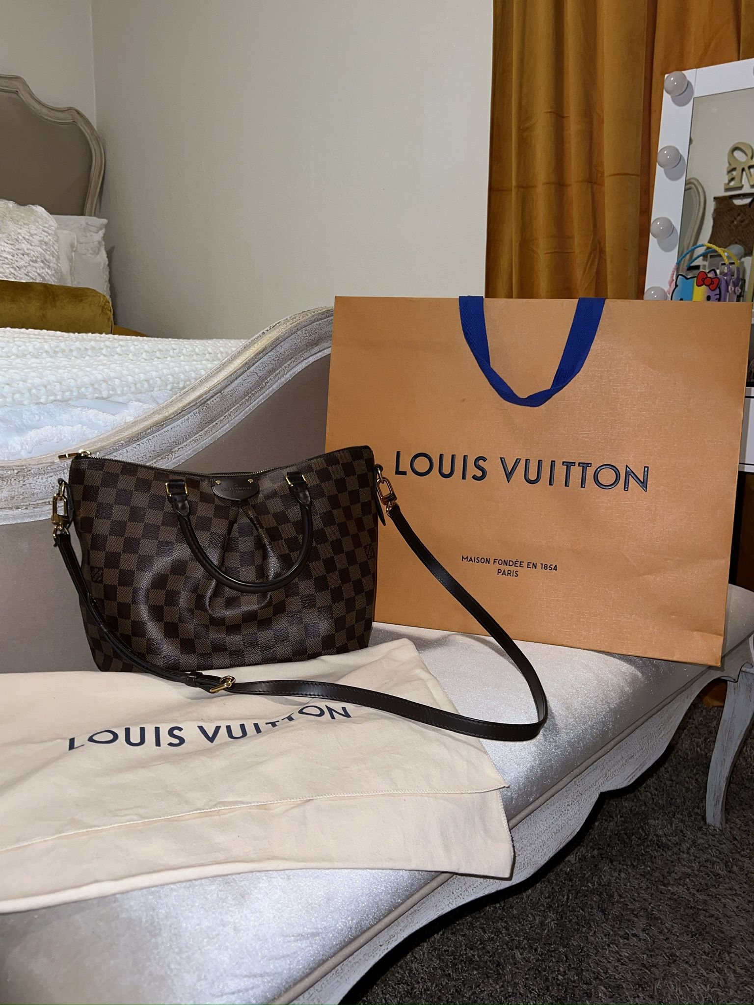 Louis Vuitton Sienna Damier MM
