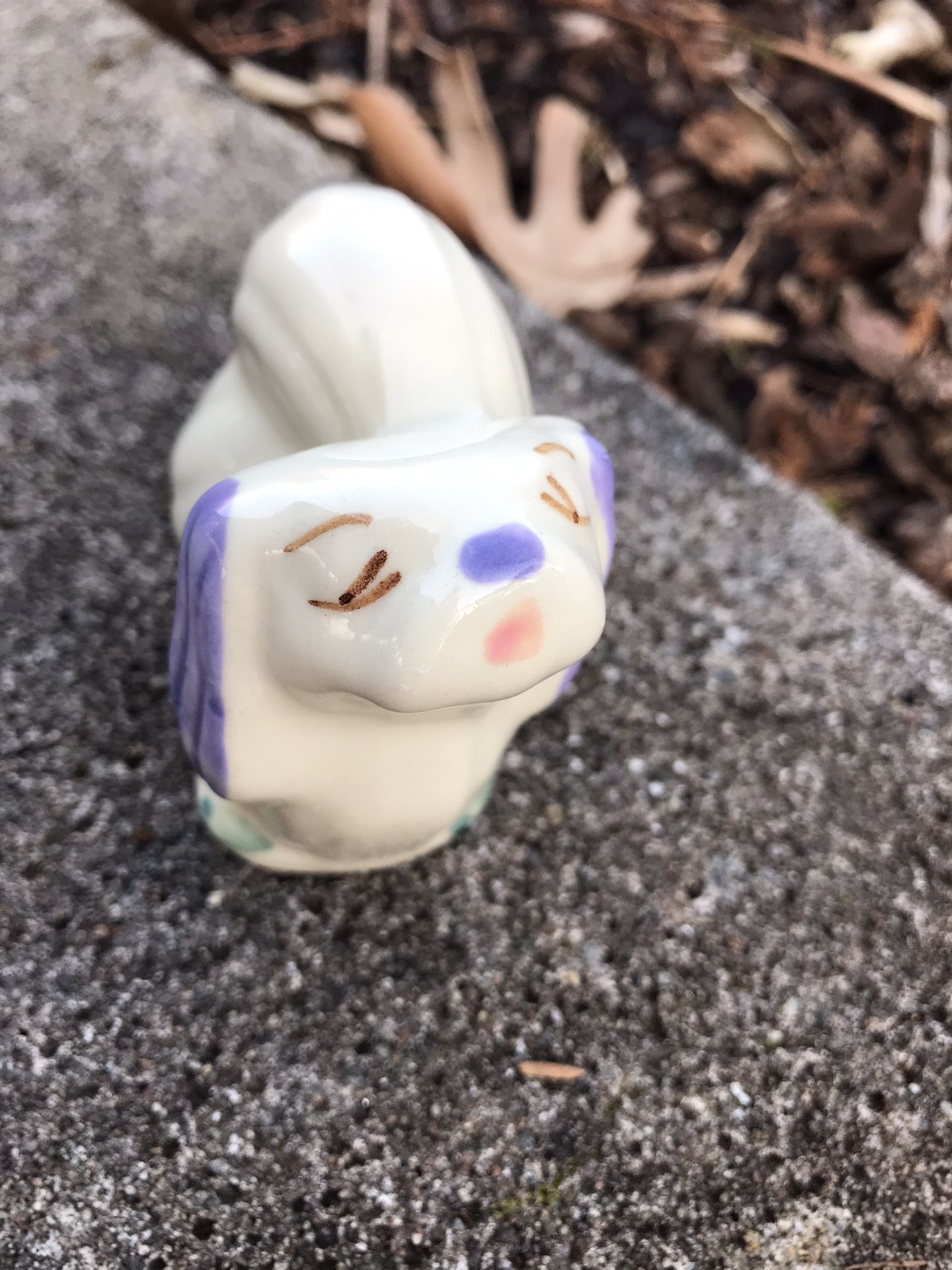 Vintage art deco figurine. Ceramic or pottery handpainted