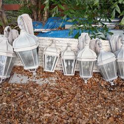Exterior Light Fixtures 
