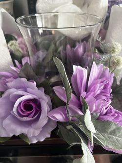 Floral Vase (lavender/Lilac)