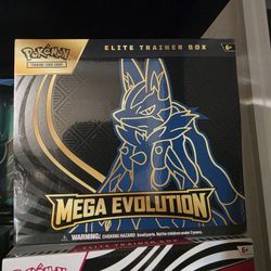 Pokémon Lucario Elite Trainer Box Etb