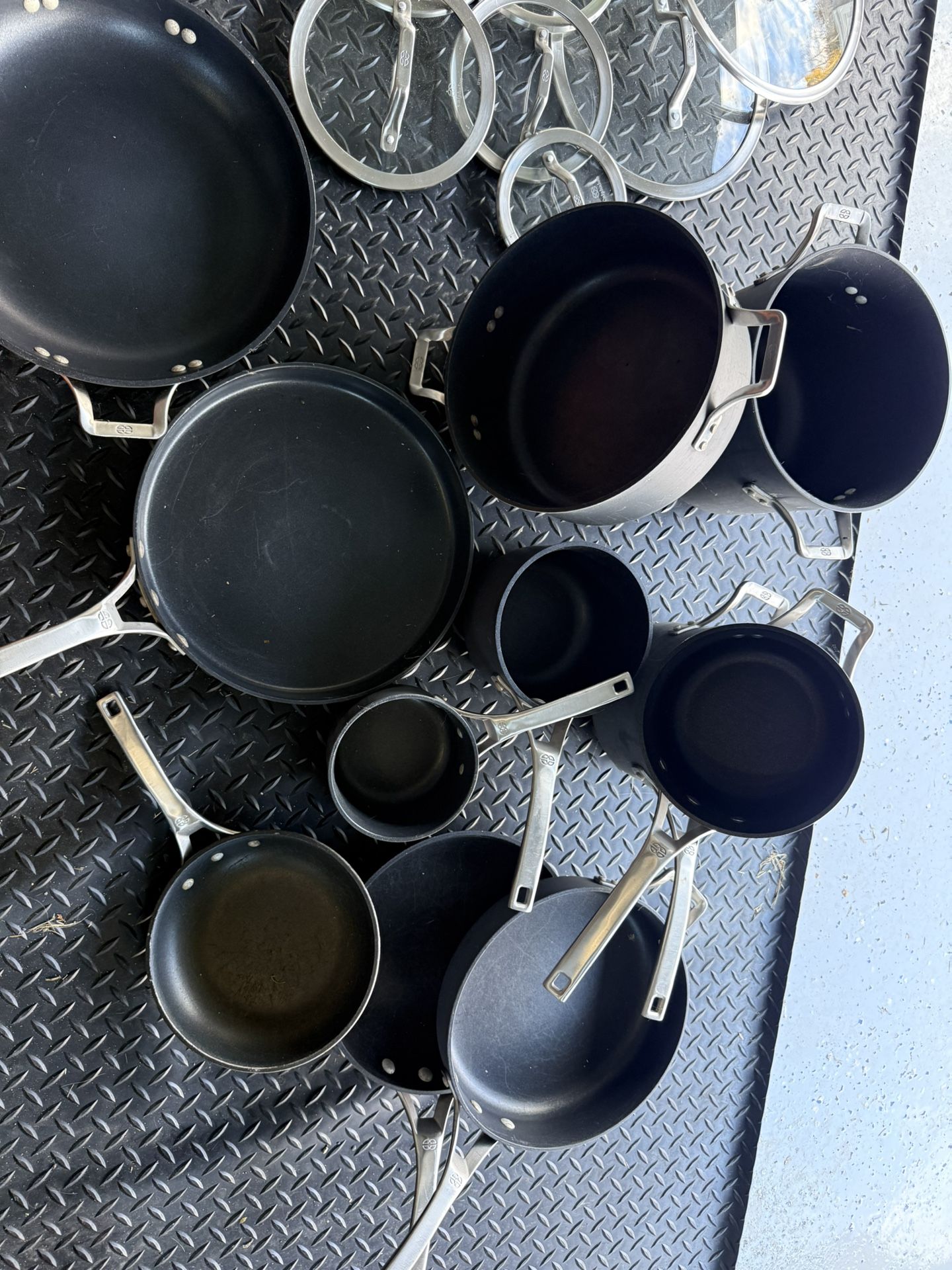 COOKWARE - CALPHALON SIGNATURE