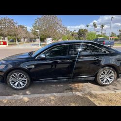 2016 Ford Taurus