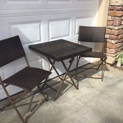 New With Tags  Patio Set