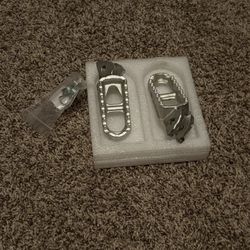 Stock surron footpegs