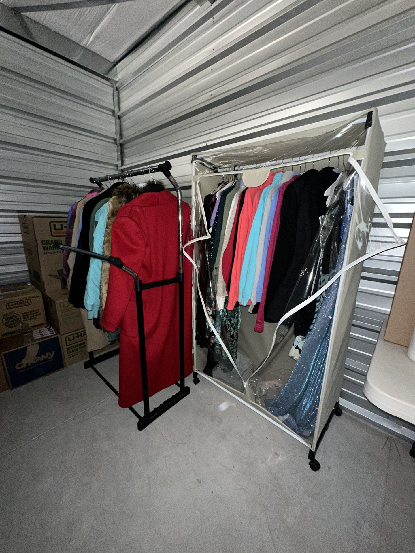 Women’s Clothing Lot