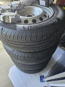 Brand new Ford Maverick take off wheels and tires 225/65R17 Continental Procontact