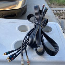 Video And Audio Cables 12 Ft Long $ 6 Dollars 