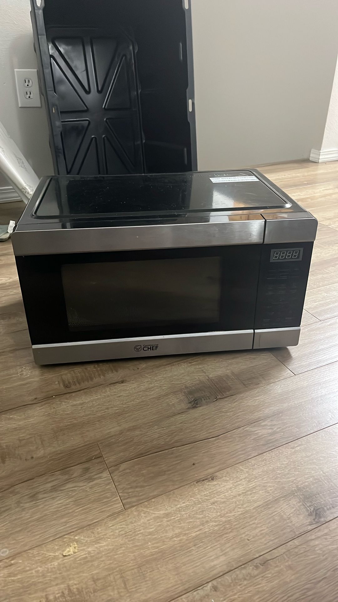 Commercial CHEF Microwave