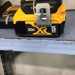 Dewalt 20v XR Brushless Drill  5 Ah Battery & Charger 💵  💳  💵  Cash and Card Accepted