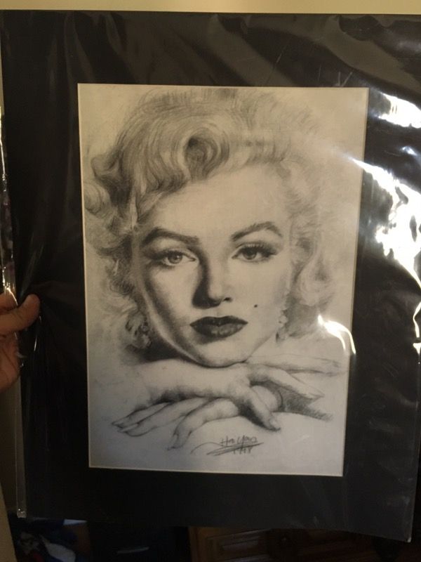 Marilyn Monroe pencil sketch poster
