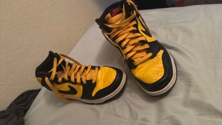 Nike Dunk High Retro "Reverse Goldenrod”