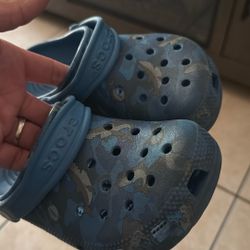 Kids 3.5 Crocs
