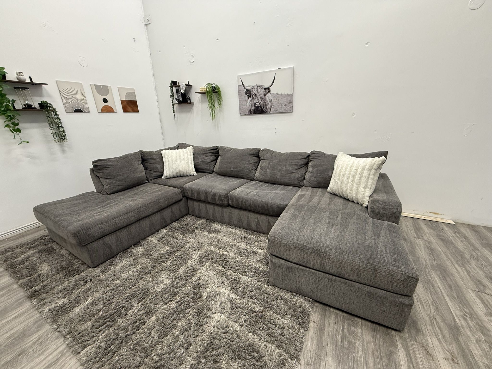 Gray Sectional Couch - Free Delivery 