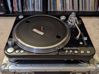 Audio-Technica AT-LP1240-USB Turntable