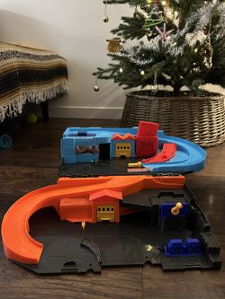 Hot Wheels Sto & Go Track 