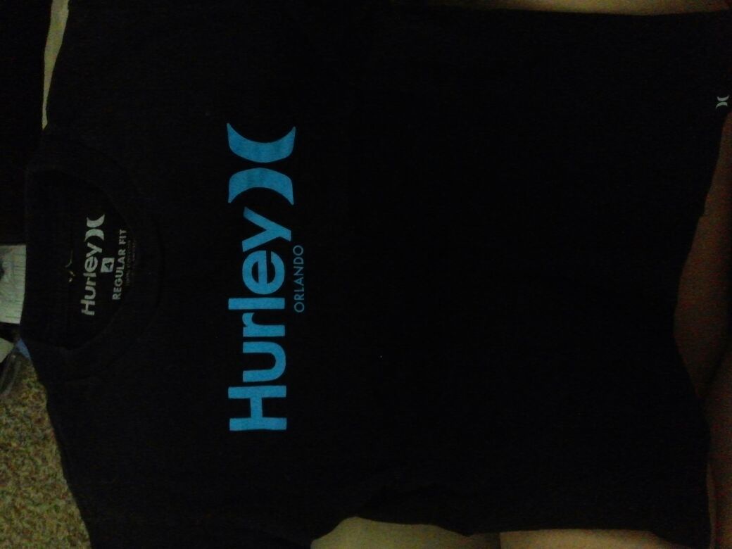 Hurley shirt size 4t