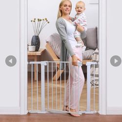 NEW Cumbor 40.6” Auto Close Safety Baby Gate, Durable Extra Wide Gate for Stairs,Doorways, Easy Walk Thru Dog Gate for House. Includes 4 Wall Cups, 