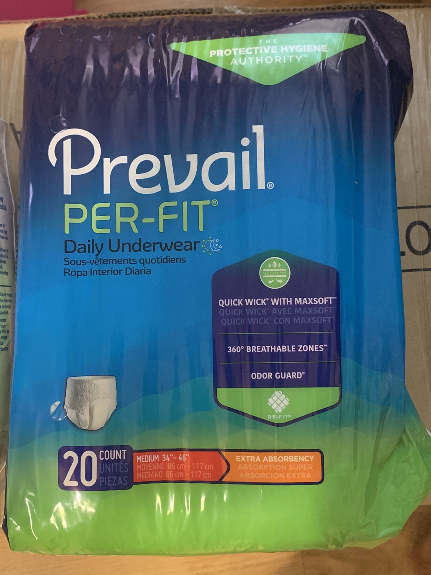 Prevail Attends Medium/Large