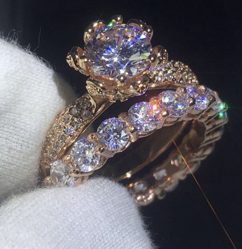 New 18 k rose gold engagement ring wedding ring set
