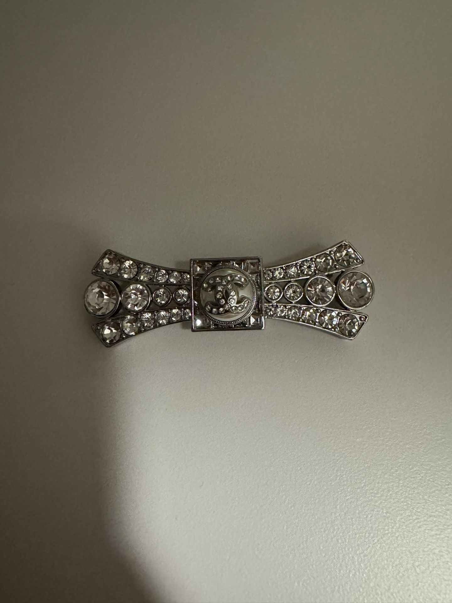 brooch
