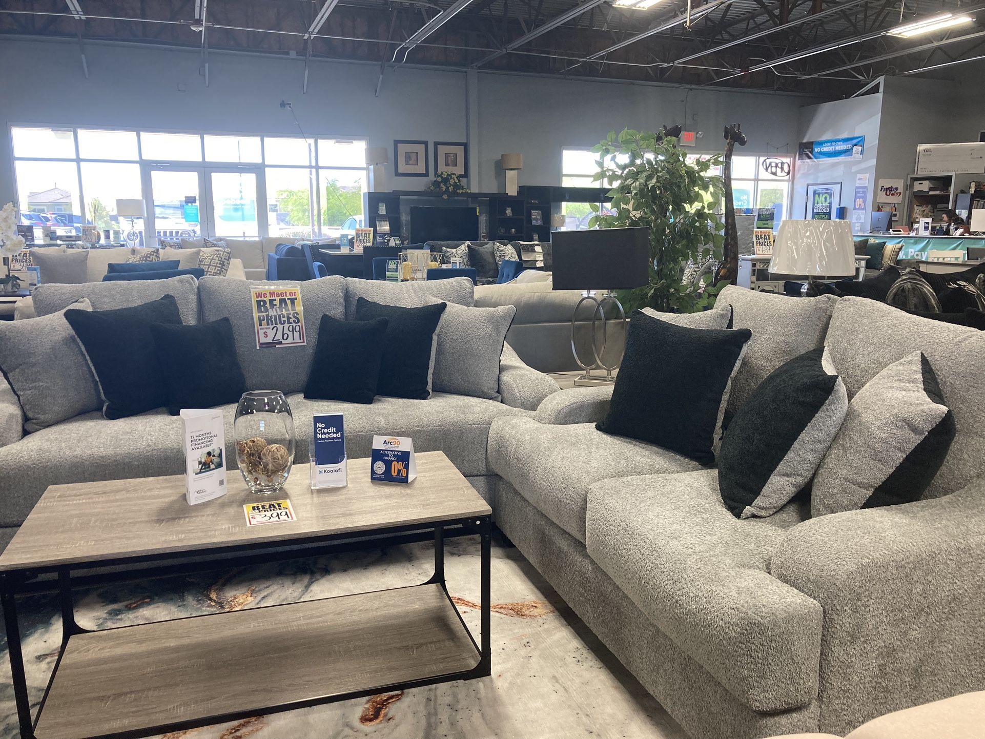 grey sofa loveseat ☑️🖤 $2599