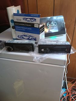 2 Brand new pre dash screen car stereo kits