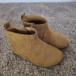 Girls Beige Dress Boots