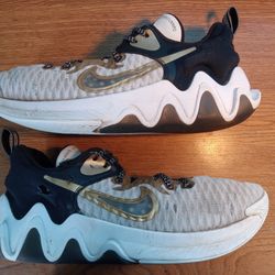 Nike Men's Basketball Shoes Sz 11.5