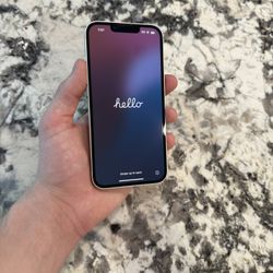 iPhone 13 128GB Unlocked