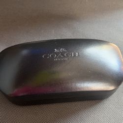 Coach Sunglasses 🕶️ Case 