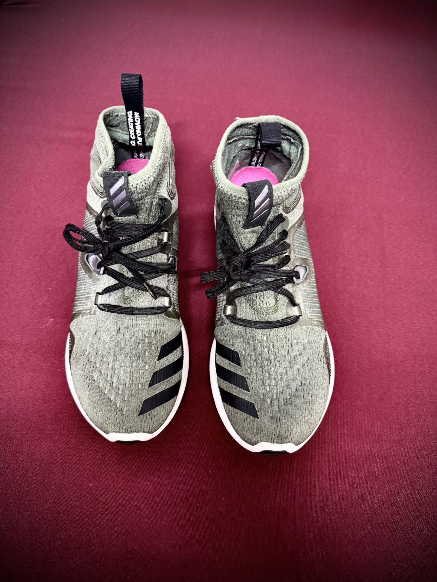 Adidas Edgebounce Mid.