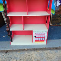 Children's Book Shelf