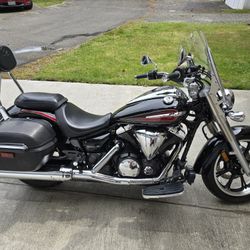 2014 Yamaha V-Star 950 Tourer 