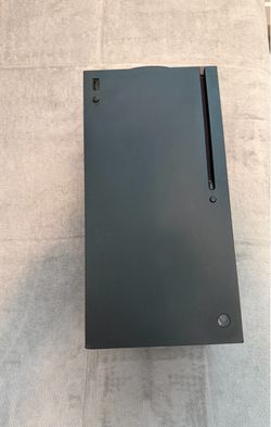 Xbox Series X + 1TB Seagate SSD Expansion