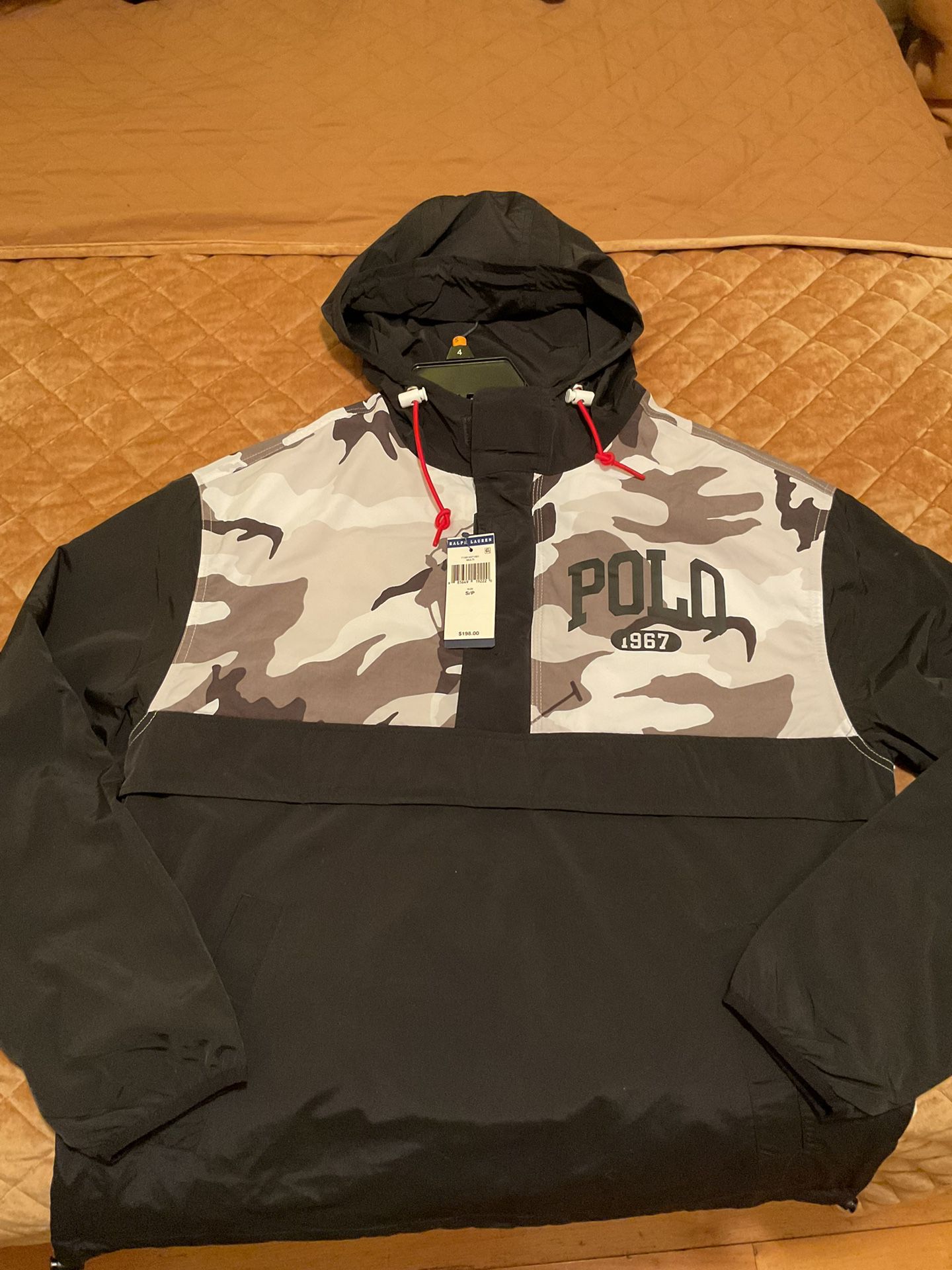 Polo ralph rain coat/windbreaker white black grey army fatigue size small NEW WILLING TO NEGOTIATE for Sale in Queens, NY - OfferUp