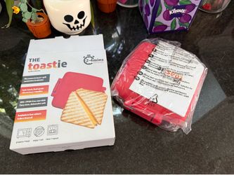 Brand New "The Toastie" Microwave Sandwich Maker / Panini Press