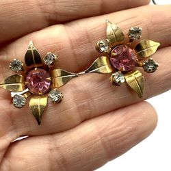 Prestige By Coro Gold Tone Pink Rhinestone Flower Vintage Clip On Earrings 
