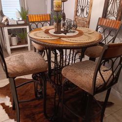 Bar Dinning Set In Very Good Shape Asking 200