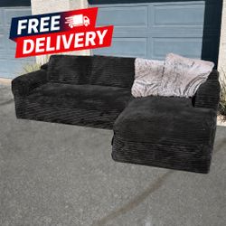 Modern Black Sectional Couch (FREE DELIVERY)