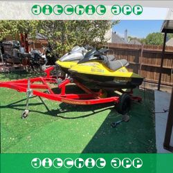 in special Jetskis Available - Top-Speed Water Fun